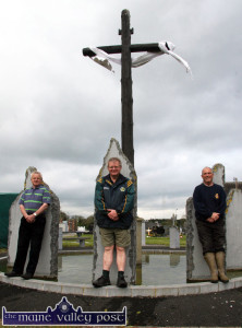 Parish clerk, Kevin O'Connell (left) pictured with Fr. Danny Broderick, PP Tarbert and Denis Kiely as they prepared for the annual Easter Sunday Dawn Mass beside St. Mary's Parish Church on Good Friday. Tarbert is being left without a PP now with move of their very popular, 'Fr. Danny' ©Photograph: John Reidy 22-4-2011
